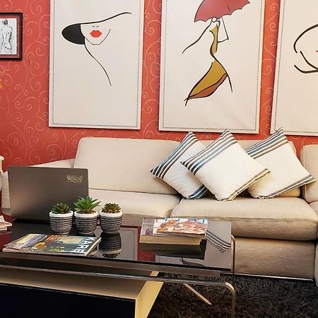 Spacious Family-Friendly Apartment In The Heart Of Bllok Tirana Esterno foto