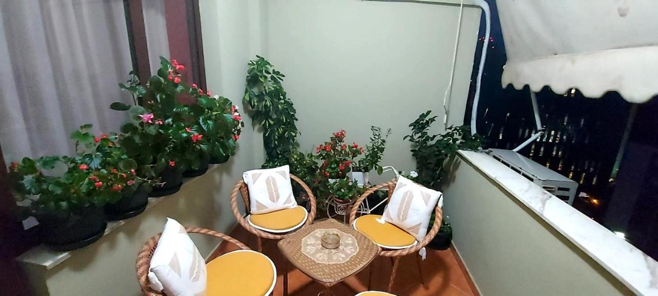 Spacious Family-Friendly Apartment In The Heart Of Bllok Tirana Esterno foto